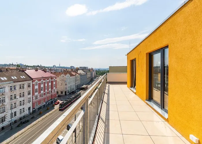 Penthouse # 81 With Panoramic View In Elite Rezidence With Free Parking Apartmán Praha