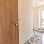 Penthouse # 81 With Panoramic View In Elite Rezidence With Free Parking * Praha