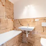Penthouse # 81 With Panoramic View In Elite Rezidence With Free Parking Apartmán Praha