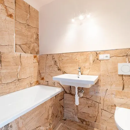 Penthouse # 81 With Panoramic View In Elite Rezidence With Free Parking Lejlighed Prag
