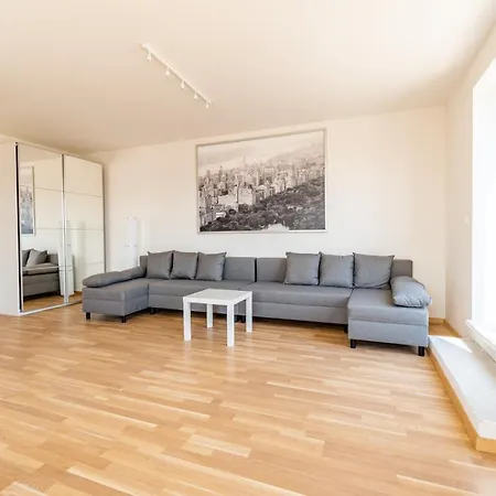 Penthouse # 81 With Panoramic View In Elite Rezidence With Free Parking プラハ