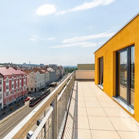 Penthouse # 81 With Panoramic View In Elite Rezidence With Free Parking Appartement Praag