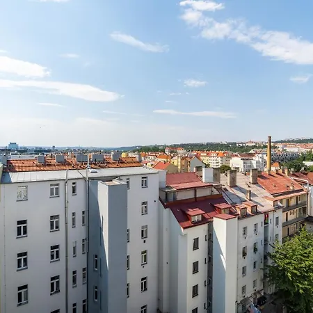 Penthouse # 81 With Panoramic View In Elite Rezidence With Free Parking Prague